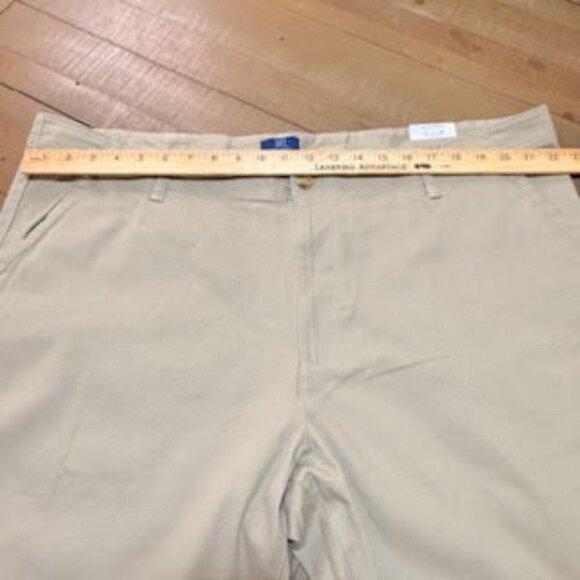 George Shorts Men’s 44 Khaki 9” Inseam Above the Knee NWT - Picture 5 of 10